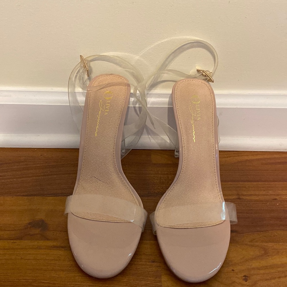 Heels brand new